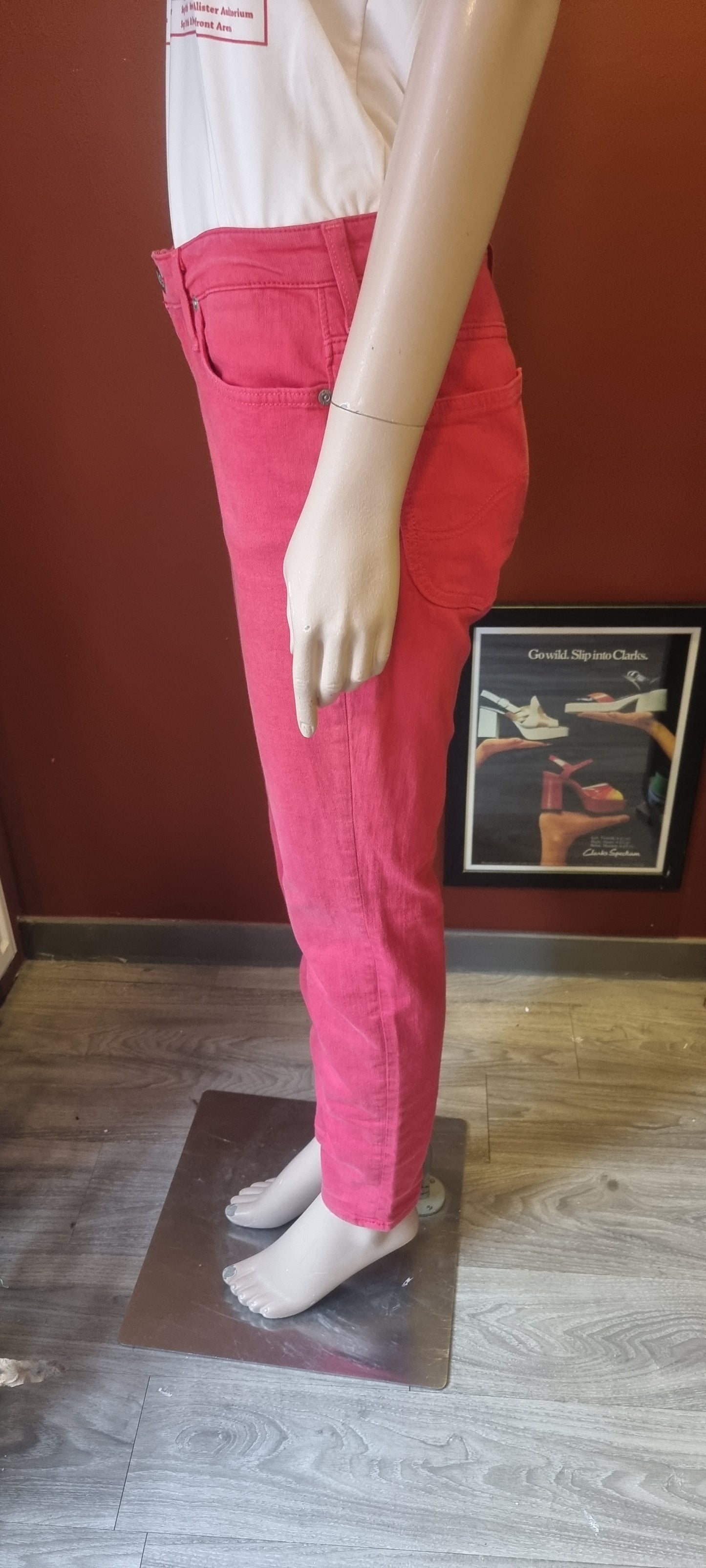 Lee Jeans