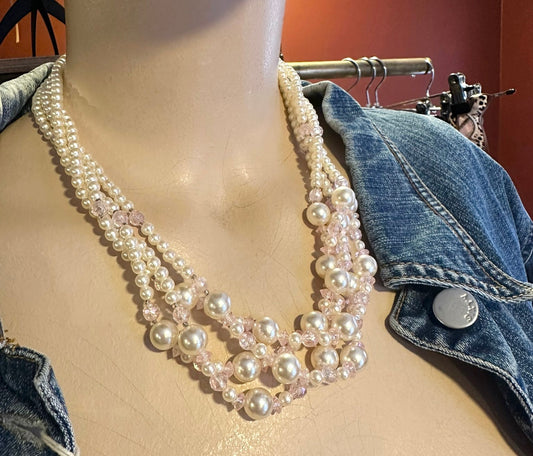 Cream beaded necklace